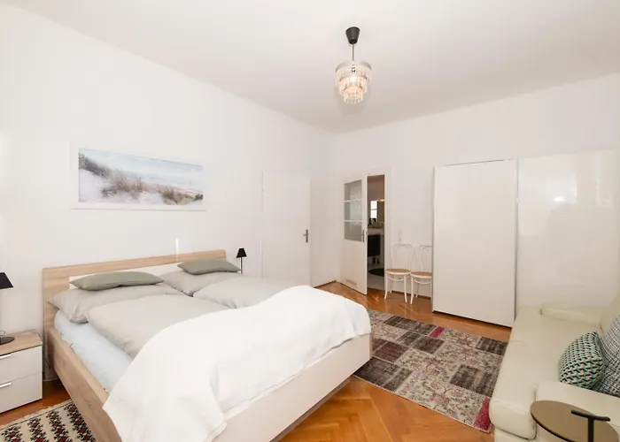 Apartment Penzing *